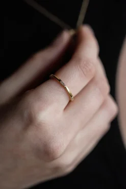 Bit o' Honey Ring