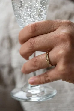 Bit o' Honey Ring