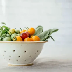Ceramic Berry Colander, speckled white