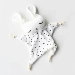 Cuddle Bunny, Stars