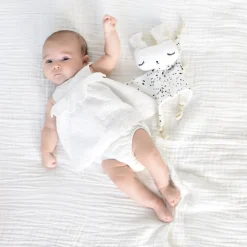 Cuddle Bunny, Stars