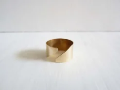 Diagonal Ring
