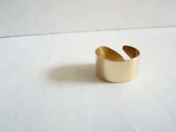 Diagonal Ring