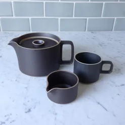 Hasami Porcelain 13 oz. Mug, Black