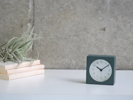 Nuan Alarm Clock, Green