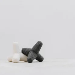 O BREUER Enrichment Dog Toy, Concrete